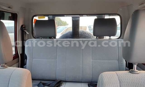 Buy Used Toyota Land Cruiser Silver Car in Chuka in East Kenya Buy Used Toyota Land Cruiser Silver Car in Chuka in East Kenya