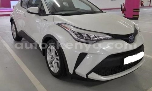 Buy Used Toyota C-HR White Car in Nairobi in Nairobi
