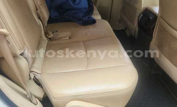 Nunua Ilio tumika Toyota Land Cruiser Prado Nyeupe Gari ndani ya Nairobi nchini Nairobi Nunua Ilio tumika Toyota Land Cruiser Prado Nyeupe Gari ndani ya Nairobi nchini Nairobi