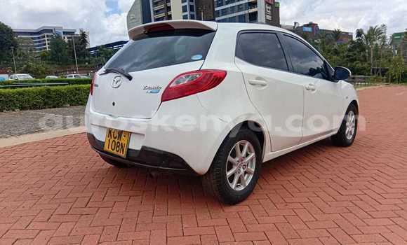 Oofamaa Mazda Demio White Makiinaa iti Nairobi keessatti Nairobi keessatti Oofamaa Mazda Demio White Makiinaa iti Nairobi keessatti Nairobi keessatti