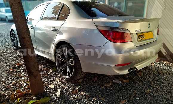 Nunua Ilio tumika BMW 5–Series Fedha Gari ndani ya Nairobi nchini Nairobi Nunua Ilio tumika BMW 5–Series Fedha Gari ndani ya Nairobi nchini Nairobi