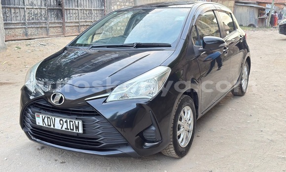 Imported Toyota Vitz Black Makiinaa iti Nairobi keessatti Nairobi keessatti Imported Toyota Vitz Black Makiinaa iti Nairobi keessatti Nairobi keessatti