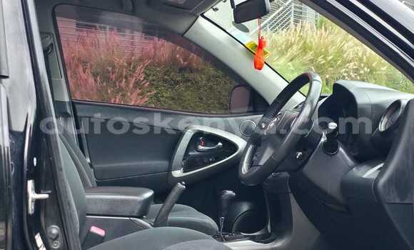 Oofamaa Toyota RAV4 Black Makiinaa iti Nairobi keessatti Nairobi keessatti Oofamaa Toyota RAV4 Black Makiinaa iti Nairobi keessatti Nairobi keessatti