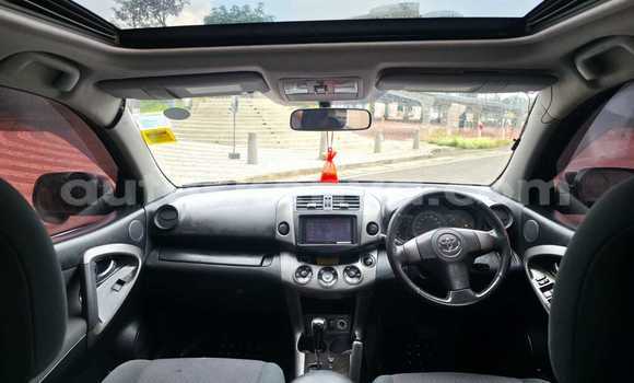 Oofamaa Toyota RAV4 Black Makiinaa iti Nairobi keessatti Nairobi keessatti Oofamaa Toyota RAV4 Black Makiinaa iti Nairobi keessatti Nairobi keessatti