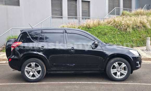 Oofamaa Toyota RAV4 Black Makiinaa iti Nairobi keessatti Nairobi keessatti Oofamaa Toyota RAV4 Black Makiinaa iti Nairobi keessatti Nairobi keessatti