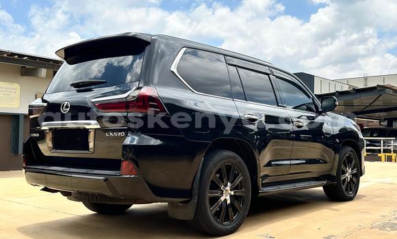 Oofamaa Lexus LX Black Makiinaa iti Nairobi keessatti Nairobi keessatti Oofamaa Lexus LX Black Makiinaa iti Nairobi keessatti Nairobi keessatti