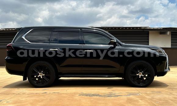 Oofamaa Lexus LX Black Makiinaa iti Nairobi keessatti Nairobi keessatti Oofamaa Lexus LX Black Makiinaa iti Nairobi keessatti Nairobi keessatti