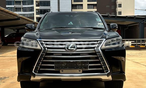 Oofamaa Lexus LX Black Makiinaa iti Nairobi keessatti Nairobi keessatti Oofamaa Lexus LX Black Makiinaa iti Nairobi keessatti Nairobi keessatti