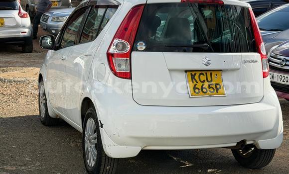 Oofamaa Suzuki Splash White Makiinaa iti Nairobi keessatti Nairobi keessatti Oofamaa Suzuki Splash White Makiinaa iti Nairobi keessatti Nairobi keessatti