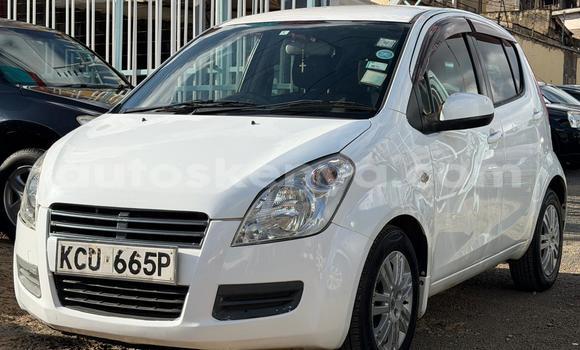 Oofamaa Suzuki Splash White Makiinaa iti Nairobi keessatti Nairobi keessatti Oofamaa Suzuki Splash White Makiinaa iti Nairobi keessatti Nairobi keessatti