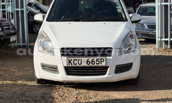 Oofamaa Suzuki Splash White Makiinaa iti Nairobi keessatti Nairobi keessatti Oofamaa Suzuki Splash White Makiinaa iti Nairobi keessatti Nairobi keessatti