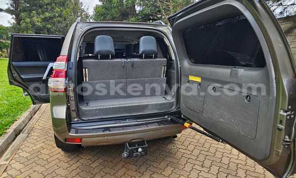 Oofamaa Toyota Land Cruiser Prado Brown Makiinaa iti Nairobi keessatti Nairobi keessatti Oofamaa Toyota Land Cruiser Prado Brown Makiinaa iti Nairobi keessatti Nairobi keessatti