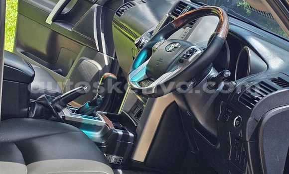 Oofamaa Toyota Land Cruiser Prado Brown Makiinaa iti Nairobi keessatti Nairobi keessatti Oofamaa Toyota Land Cruiser Prado Brown Makiinaa iti Nairobi keessatti Nairobi keessatti