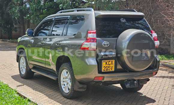 Oofamaa Toyota Land Cruiser Prado Brown Makiinaa iti Nairobi keessatti Nairobi keessatti Oofamaa Toyota Land Cruiser Prado Brown Makiinaa iti Nairobi keessatti Nairobi keessatti