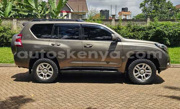 Oofamaa Toyota Land Cruiser Prado Brown Makiinaa iti Nairobi keessatti Nairobi keessatti Oofamaa Toyota Land Cruiser Prado Brown Makiinaa iti Nairobi keessatti Nairobi keessatti