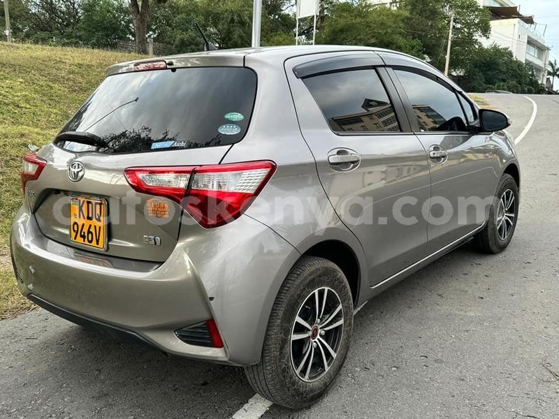 Big with watermark toyota vitz nairobi machakos 29163