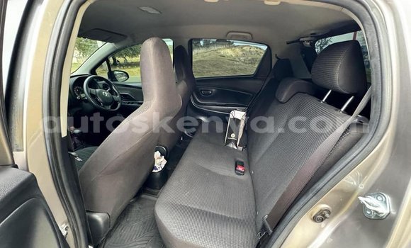 Oofamaa Toyota Vitz Silver Makiinaa iti Machakos keessatti Nairobi keessatti Oofamaa Toyota Vitz Silver Makiinaa iti Machakos keessatti Nairobi keessatti