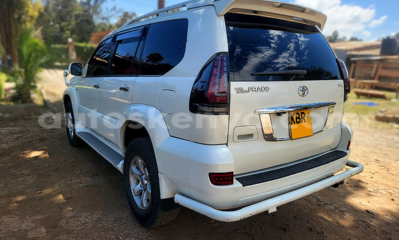 Buy Used Toyota Land Cruiser Prado White Car in Nairobi in Nairobi Buy Used Toyota Land Cruiser Prado White Car in Nairobi in Nairobi