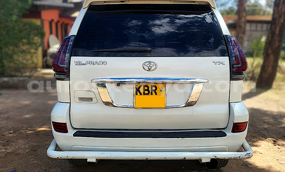 Buy Used Toyota Land Cruiser Prado White Car in Nairobi in Nairobi Buy Used Toyota Land Cruiser Prado White Car in Nairobi in Nairobi
