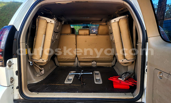 Buy Used Toyota Land Cruiser Prado White Car in Nairobi in Nairobi Buy Used Toyota Land Cruiser Prado White Car in Nairobi in Nairobi