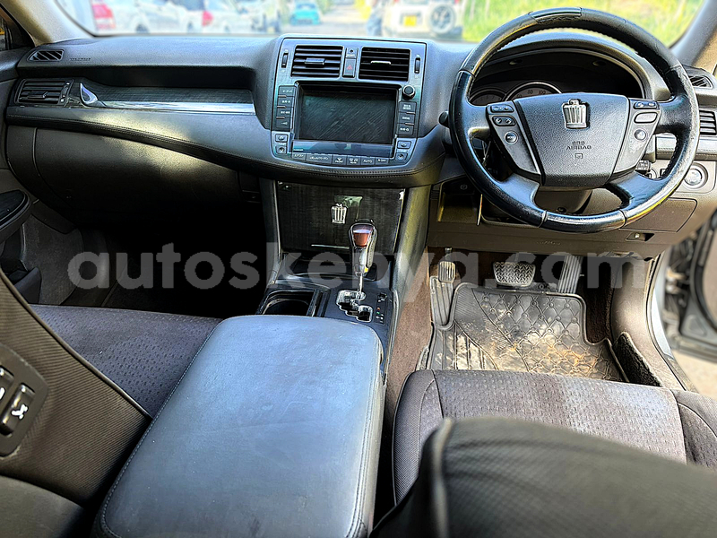 Big with watermark toyota crown nairobi nairobi 29181