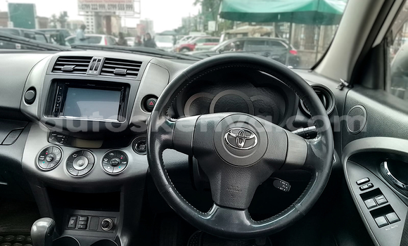 Buy Used Toyota Vanguard White Car in Nairobi in Nairobi Buy Used Toyota Vanguard White Car in Nairobi in Nairobi