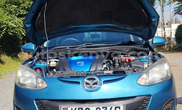Buy Used Mazda Demio Blue Car in Nairobi in Nairobi
