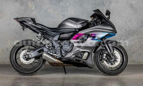 Buy Used Yamaha YZF Black Bike in Nairobi in Nairobi