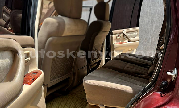 Oofamaa Toyota Land Cruiser Red Makiinaa iti Nairobi keessatti Nairobi keessatti Oofamaa Toyota Land Cruiser Red Makiinaa iti Nairobi keessatti Nairobi keessatti