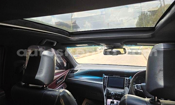 Nunua Ilio tumika Toyota Harrier Nyeusi Gari ndani ya Nairobi nchini Nairobi Nunua Ilio tumika Toyota Harrier Nyeusi Gari ndani ya Nairobi nchini Nairobi