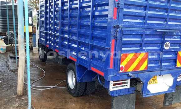 Nunua Ilio tumika Isuzu N–serie Bluu Lori ndani ya Gilgil nchini Kati Nunua Ilio tumika Isuzu N–serie Bluu Lori ndani ya Gilgil nchini Kati