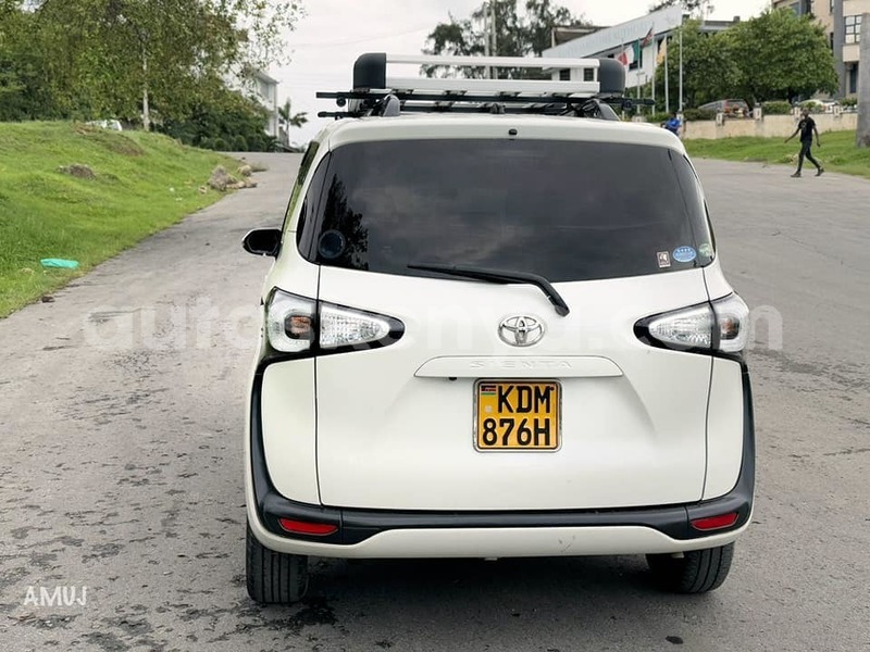 Big with watermark toyota sienta nairobi machakos 29217