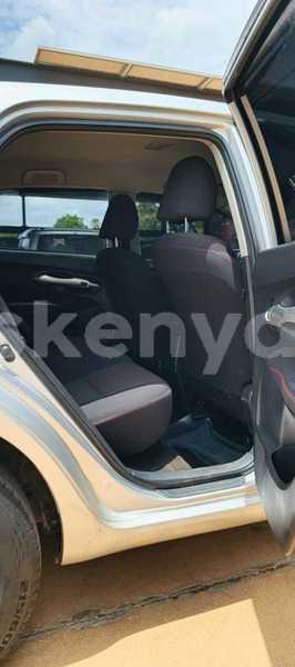 Big with watermark toyota auris nairobi nairobi 29236