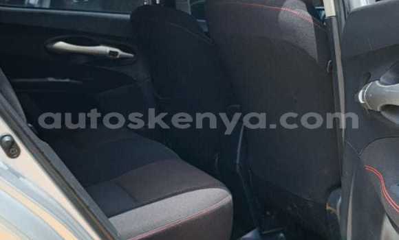 Nunua Ilio tumika Toyota Auris Fedha Gari ndani ya Nairobi nchini Nairobi Nunua Ilio tumika Toyota Auris Fedha Gari ndani ya Nairobi nchini Nairobi