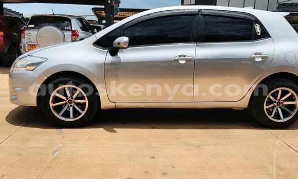 Nunua Ilio tumika Toyota Auris Fedha Gari ndani ya Nairobi nchini Nairobi Nunua Ilio tumika Toyota Auris Fedha Gari ndani ya Nairobi nchini Nairobi