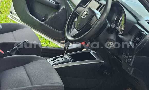 Nunua Ilio tumika Toyota Fielder Fedha Gari ndani ya Nairobi nchini Nairobi Nunua Ilio tumika Toyota Fielder Fedha Gari ndani ya Nairobi nchini Nairobi