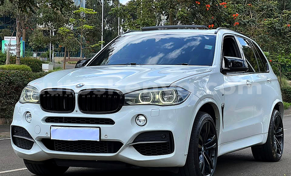 Oofamaa BMW X5 White Makiinaa iti Nairobi keessatti Nairobi keessatti Oofamaa BMW X5 White Makiinaa iti Nairobi keessatti Nairobi keessatti