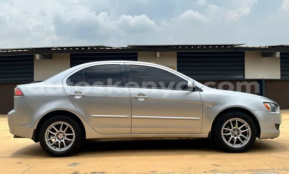 Nunua Ilio tumika Mitsubishi Lancer Fedha Gari ndani ya Nairobi nchini Nairobi Nunua Ilio tumika Mitsubishi Lancer Fedha Gari ndani ya Nairobi nchini Nairobi