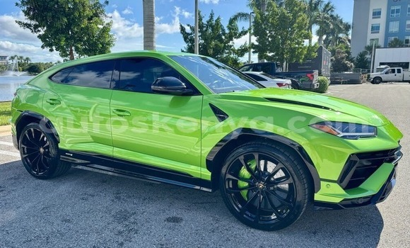 Buy Used Lamborghini Urus Green Car in Bura in Northeast Kenya