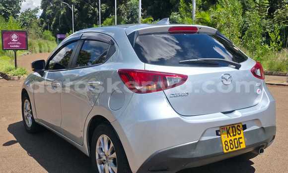 Oofamaa Mazda Demio Silver Makiinaa iti Nairobi keessatti Nairobi keessatti Oofamaa Mazda Demio Silver Makiinaa iti Nairobi keessatti Nairobi keessatti