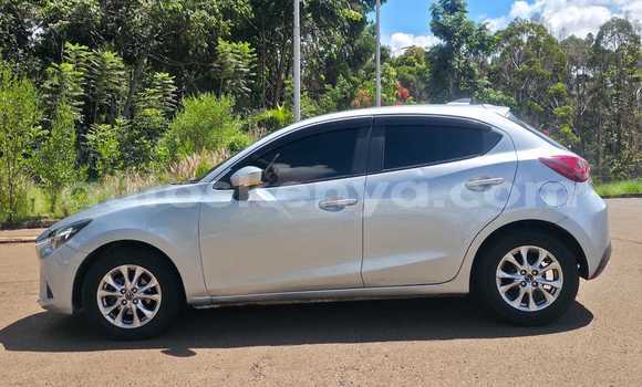 Oofamaa Mazda Demio Silver Makiinaa iti Nairobi keessatti Nairobi keessatti Oofamaa Mazda Demio Silver Makiinaa iti Nairobi keessatti Nairobi keessatti