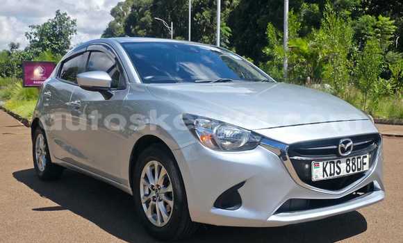 Oofamaa Mazda Demio Silver Makiinaa iti Nairobi keessatti Nairobi keessatti Oofamaa Mazda Demio Silver Makiinaa iti Nairobi keessatti Nairobi keessatti