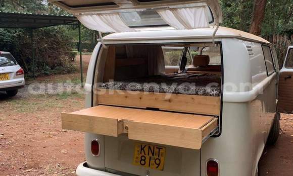 Oofamaa Volkswagen Type 2 Beige Makiinaa iti Machakos keessatti Nairobi keessatti Oofamaa Volkswagen Type 2 Beige Makiinaa iti Machakos keessatti Nairobi keessatti