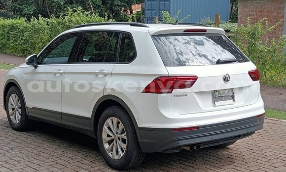 Buy Used Volkswagen Tiguan White Car in Nairobi in Nairobi