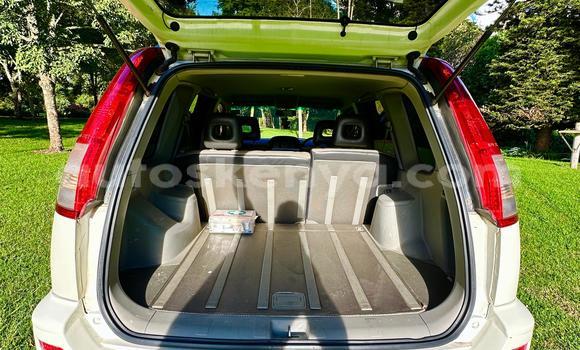 Nunua Ilio tumika Nissan X–Trail Nyeupe Gari ndani ya Nairobi nchini Nairobi Nunua Ilio tumika Nissan X–Trail Nyeupe Gari ndani ya Nairobi nchini Nairobi