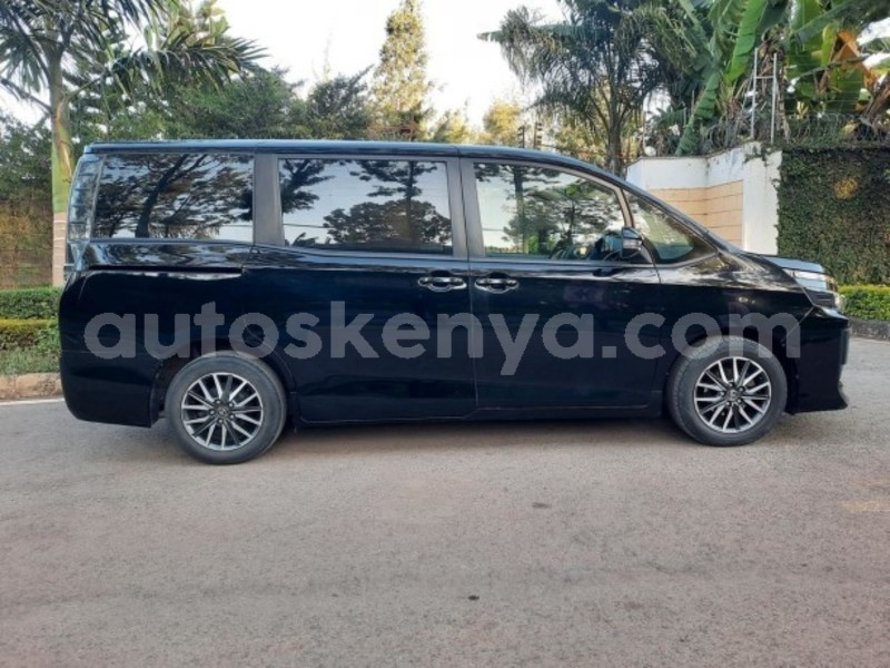 Big with watermark toyota voxy nairobi machakos 29288