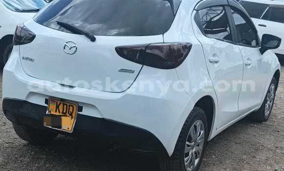 Buy Used Mazda Demio White Car in Nairobi in Nairobi