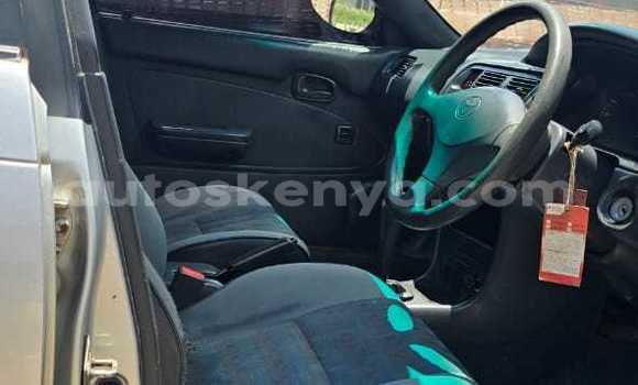 Nunua Ilio tumika Toyota Corolla Fedha Gari ndani ya Nairobi nchini Nairobi Nunua Ilio tumika Toyota Corolla Fedha Gari ndani ya Nairobi nchini Nairobi