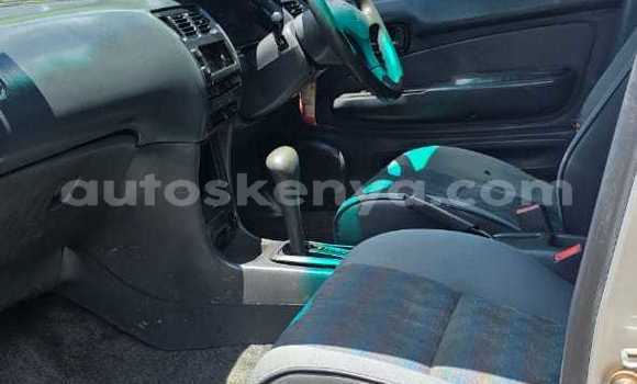 Nunua Ilio tumika Toyota Corolla Fedha Gari ndani ya Nairobi nchini Nairobi Nunua Ilio tumika Toyota Corolla Fedha Gari ndani ya Nairobi nchini Nairobi