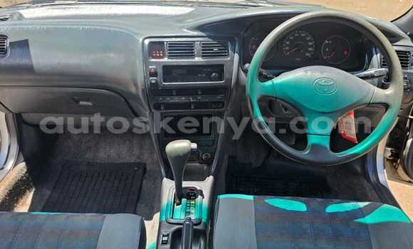 Nunua Ilio tumika Toyota Corolla Fedha Gari ndani ya Nairobi nchini Nairobi Nunua Ilio tumika Toyota Corolla Fedha Gari ndani ya Nairobi nchini Nairobi